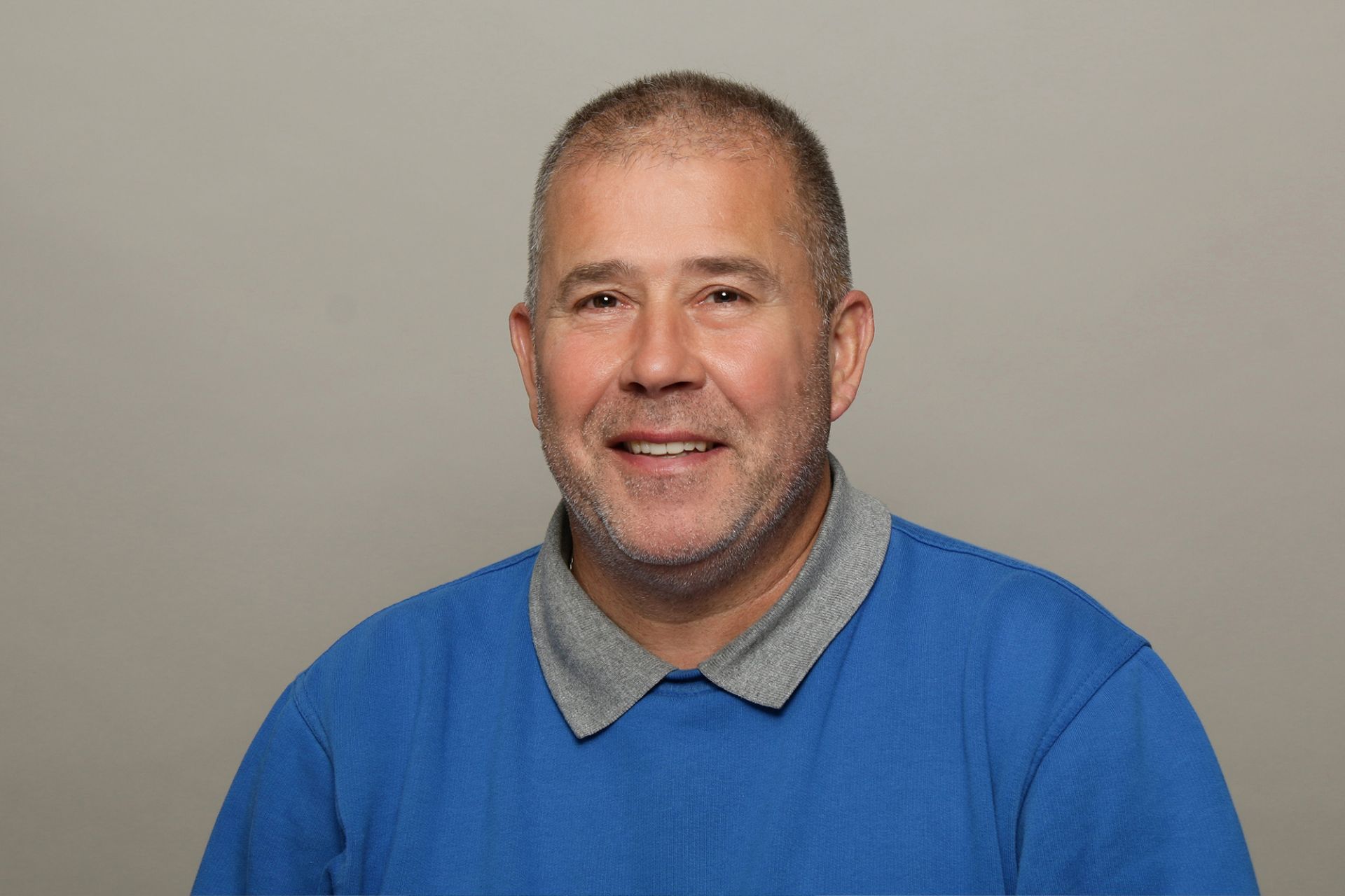 Portraitbild von Hausmeister Stefan Müller